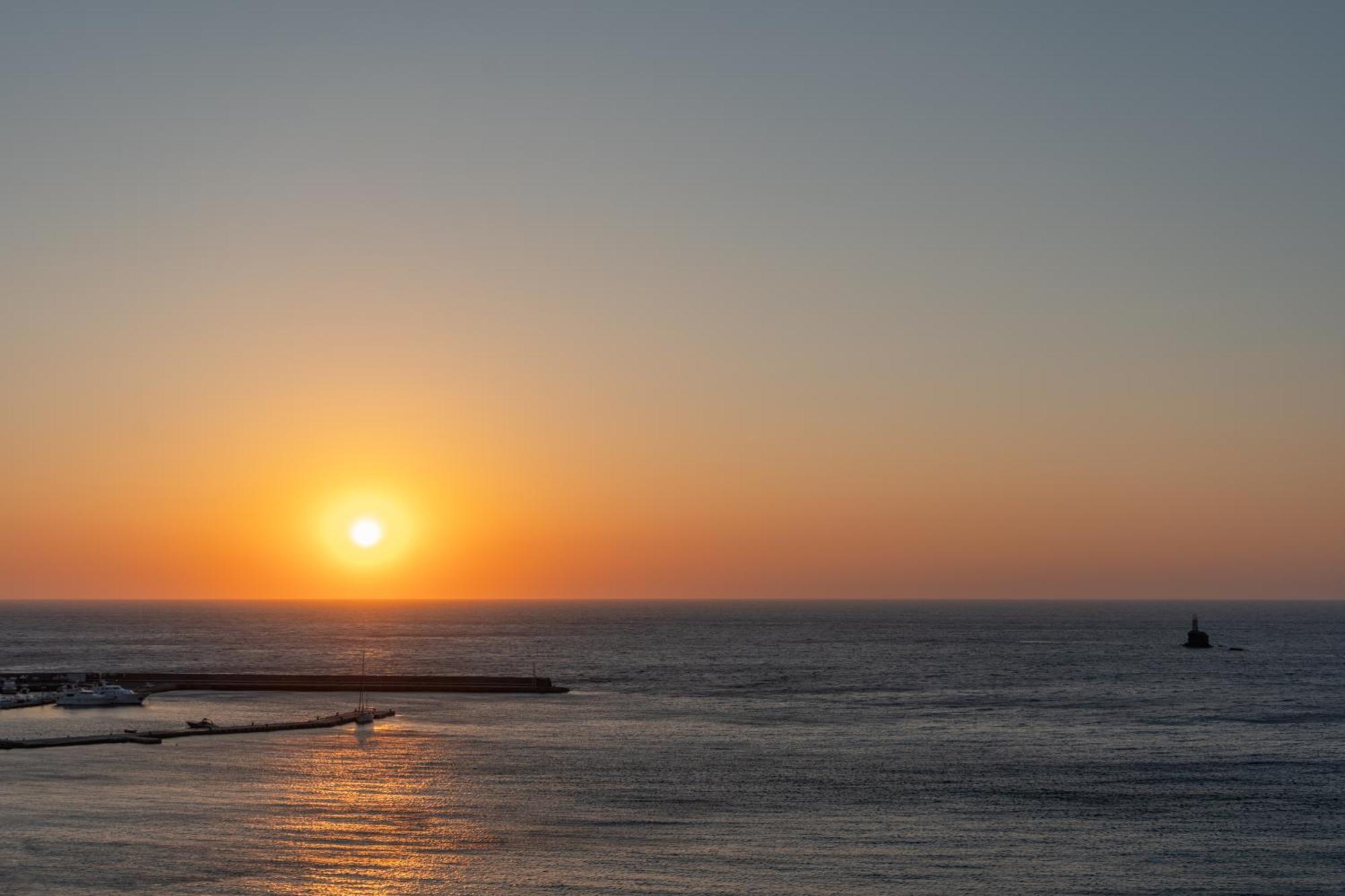 Golden Vista, Beachfront Suites By Explore Andros Buitenkant foto