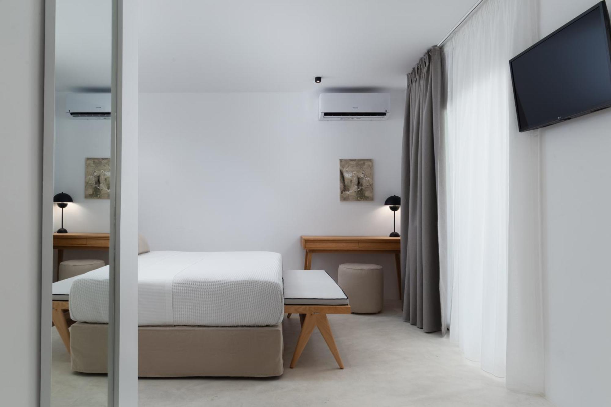 Golden Vista, Beachfront Suites By Explore Andros Buitenkant foto