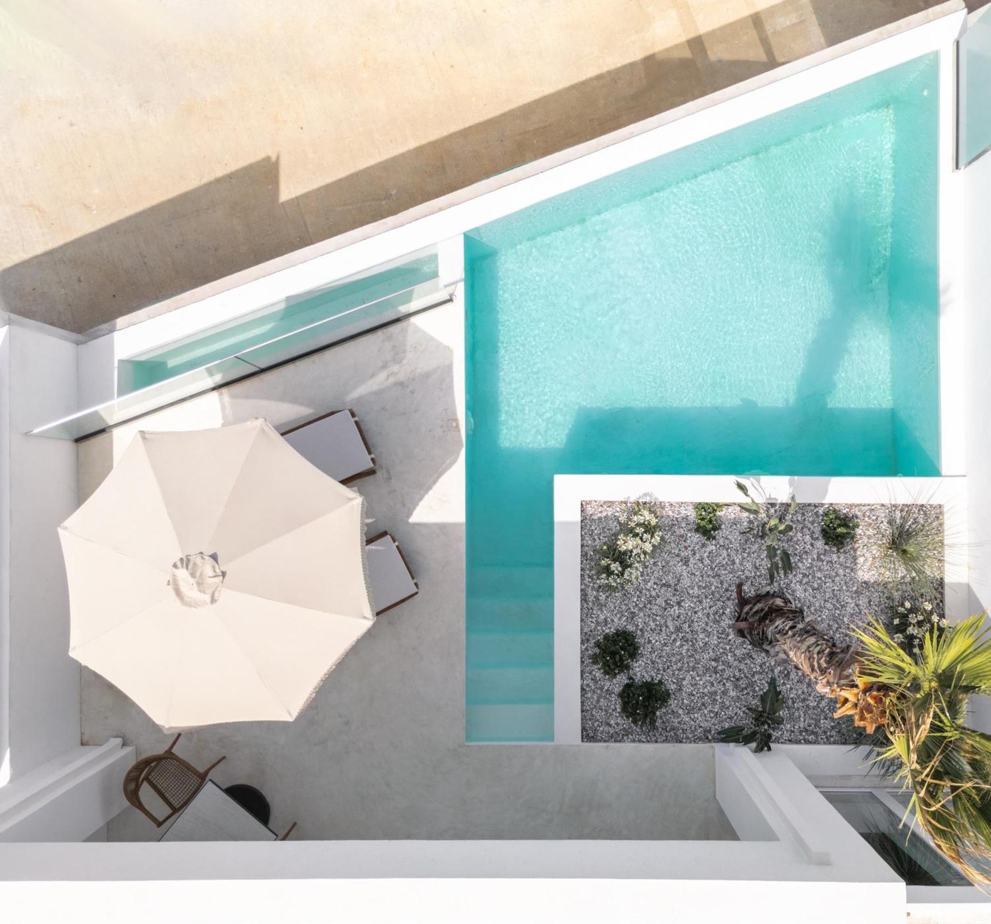 Golden Vista, Beachfront Suites By Explore Andros Buitenkant foto